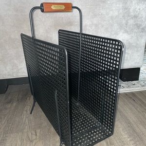 Magnolia magazine holder